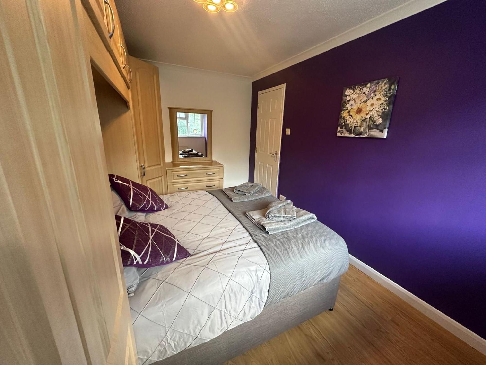 Rooms In Stylish House Milton Keynes Kültér fotó